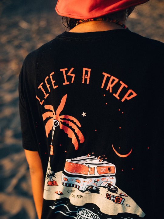 Life is a trip (black)